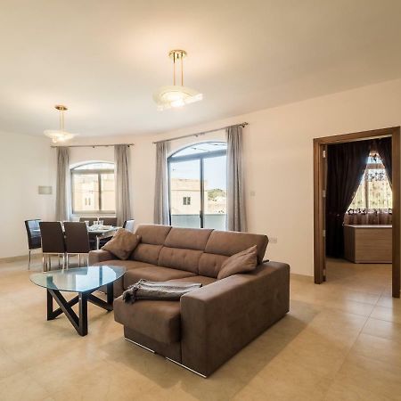 Landmark Apartment Бирзеббуджа Экстерьер фото
